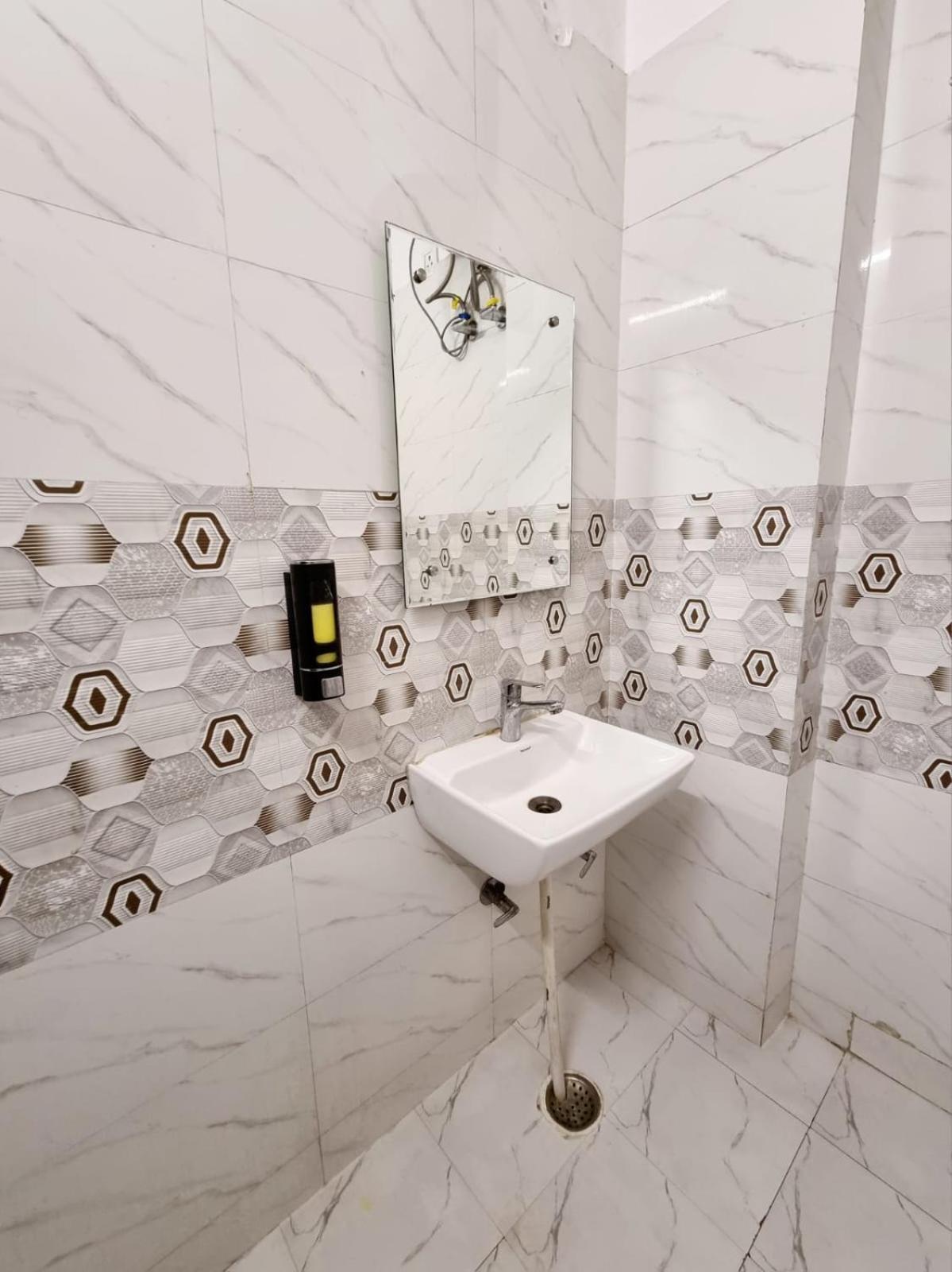 Holidayy Inn Allāhābād Junction Zewnętrze zdjęcie